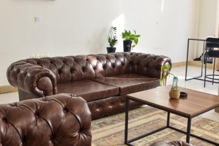 خانه مبله نزدیک پل خواجو اصفهان - ط ۲