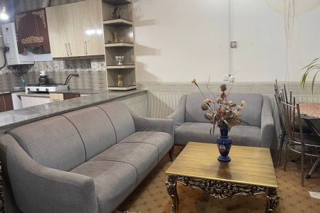 خانه مبله در یزد - بلوار اتحاد - زیر همکف