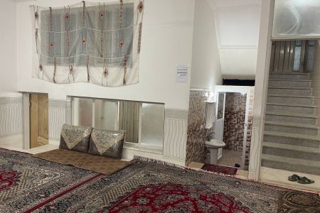 خانه مبله در یزد - بلوار اتحاد - زیر همکف