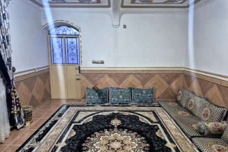 اتاق در قشم - دیرستان