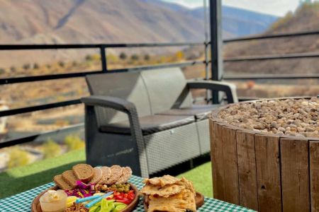 ویلای ییلاقی استخردار با ویو کوه در فشم