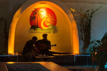 سوئیت در جزیره هرمز