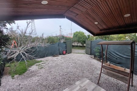 کلبه چوبی در شیرود - جاده ساحلی