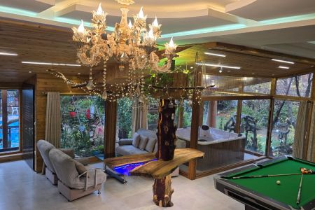 ویلا باغ استخردار در شیراز - دینکان