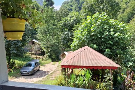 خانه روستایی دو طبقه در ماسال - چسلی