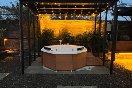 کلبه سوئیسی با جکوزی در ماسال - وشمه سرا