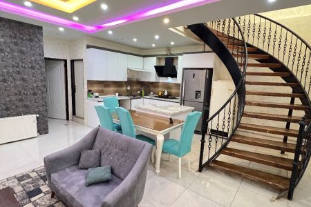 ویلا با استخر در چهارباغ - قاسم آباد گرجی