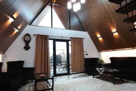 کلبه سوئیسی در نور - سلیاکتی