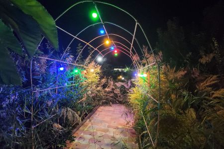 ویلا استخردار با حیاط دلباز اصفهان - کنجوان