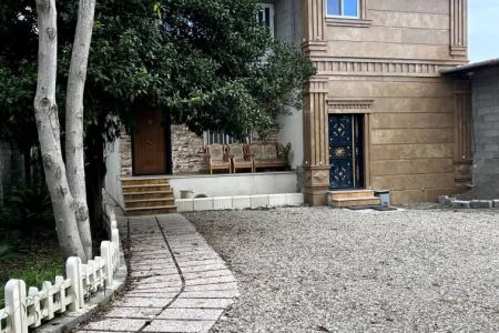 خانه استخردار در چابکسر - طبقه همکف