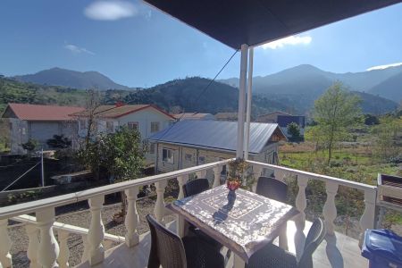 خانه حیاط دار رانکوه - جیرگوابر - همکف