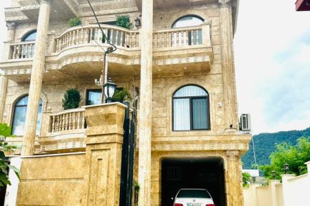 ویلای تریپلکس استخردار در رامسر - ۴ خوابه