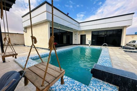 ویلا استخردار در چهارباغ - رامجین