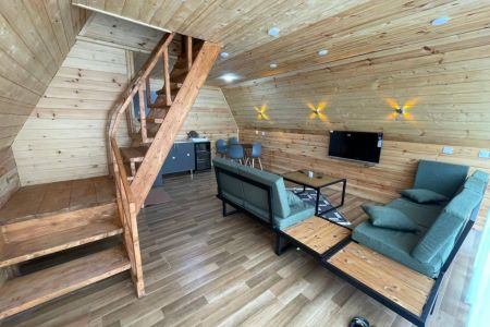 کلبه سوئیسی در متل قو