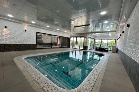 ویلا استخردار در چهارباغ - شهرک افشاریه