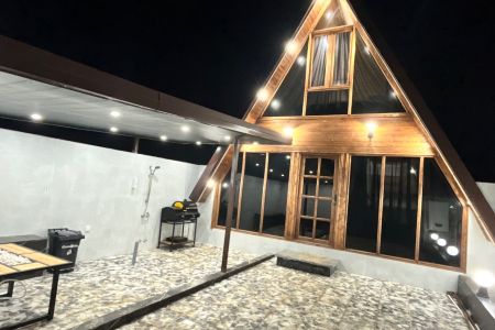 کلبه سوئیسی با جکوزی در بابلکنار - قرآن تالار