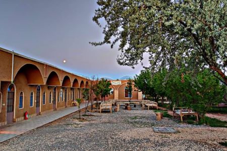 بوم گردی در ابوزیدآباد - شبستان ۳۰ نفره