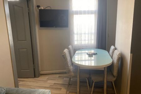 سوئیت آپارتمان در بی اغلو استانبول - کوئین