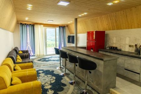 خانه با طراحی سوئیسی در لفور - درزیکلا