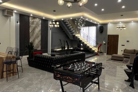 ویلا تریبلکس استخردار در رودهن - مهرآباد