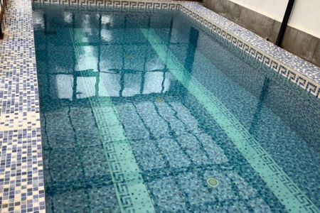 ویلا تریبلکس استخردار در رودهن - مهرآباد