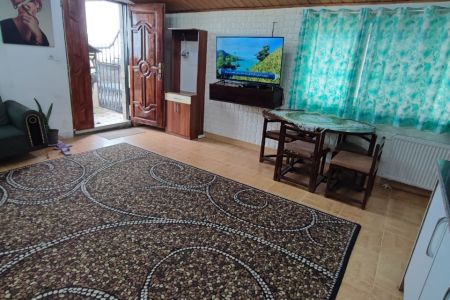 خانه ساحلی در چالوس - خط هشت