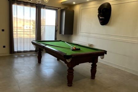 ویلا تریبلکس استخردار در رودهن - مهرآباد