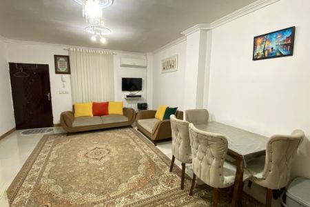 خانه ویلایی با آلاچیق در صومعه سرا - نوخاله