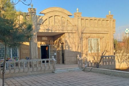 ویلا در چهارباغ - اغلان تپه