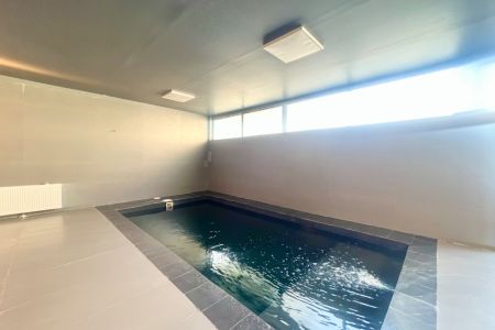 ویلا تریبلکس استخردار در رودهن - مهرآباد