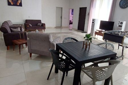 ویلا استخردار در چهارباغ - محمد آباد افشار