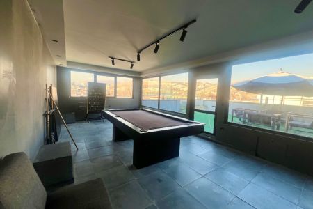 ویلا تریبلکس استخردار در رودهن - مهرآباد