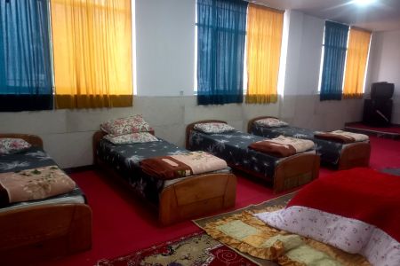 سوئیت در ونک سمیرم - چهار تخته - ط همکف