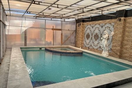 ویلا با استخر و جکوزی در شهریار - کردزار