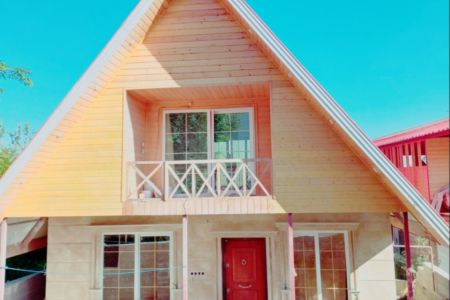 کلبه چوبی در شاندرمن - بی تم - ط دوم