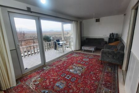 خانه ویلایی استخردار در کهک - باغ آهو