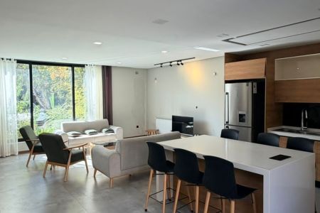 ویلا استخردار در شیراز - رویال ۲