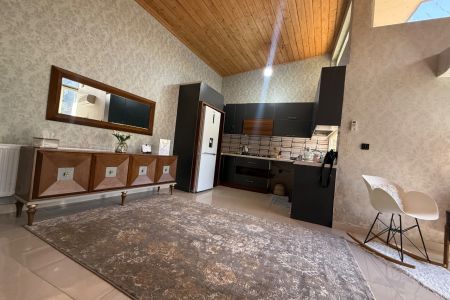 خانه ویلایی در خرم آباد - جاده دوهزار