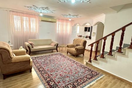 خانه مبله در خیابان تختی رشت