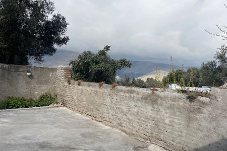 سوئیت حیاط دار در رودبار - ویایه