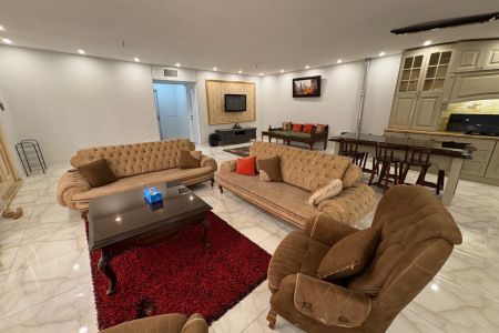 ویلا استخردار در چهارباغ