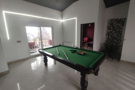 ویلا استخردار در چالوس - خط هشت