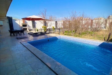 ویلا استخردار در شهریار - کردزار