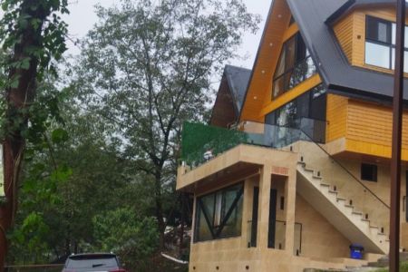 کلبه چوبی در ورمیه ماسال