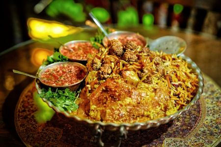 بومگردی در اصفهان  - خورشید یا شازده