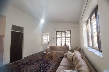 خانه با حیاط دلباز در کلیبر