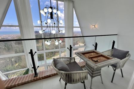 ویلا جنگلی استخردار با ویو شهر و دریا در رامسر