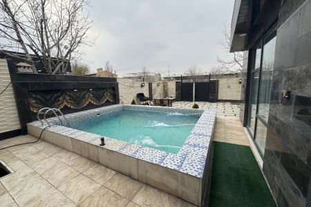 ویلا استخردار در چهارباغ - سلطان آباد
