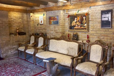 خانه تاریخی قجری نزدیک حرم در مشهد