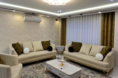 آپارتمان مبله در بلوار چمران شیراز - طبقه اول